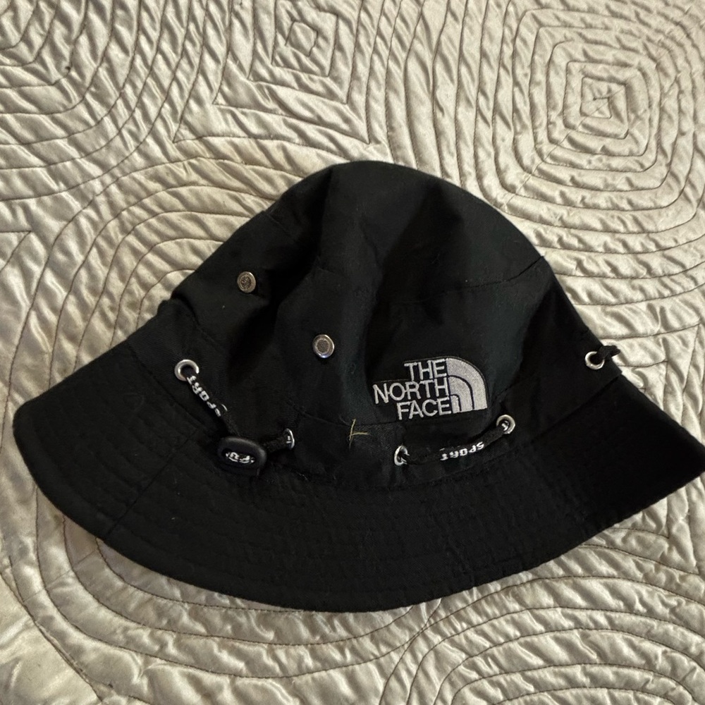 The North Face Classic Bucket Hat